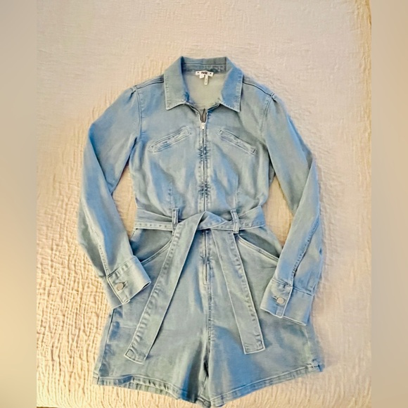 PAIGE Women's Jemma Puff Sleeve Denim Romper Size 0 🦋🦋🦋 - Picture 5 of 10